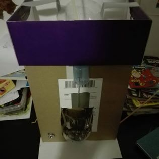4_ar_pojke_kaffemaskin.png